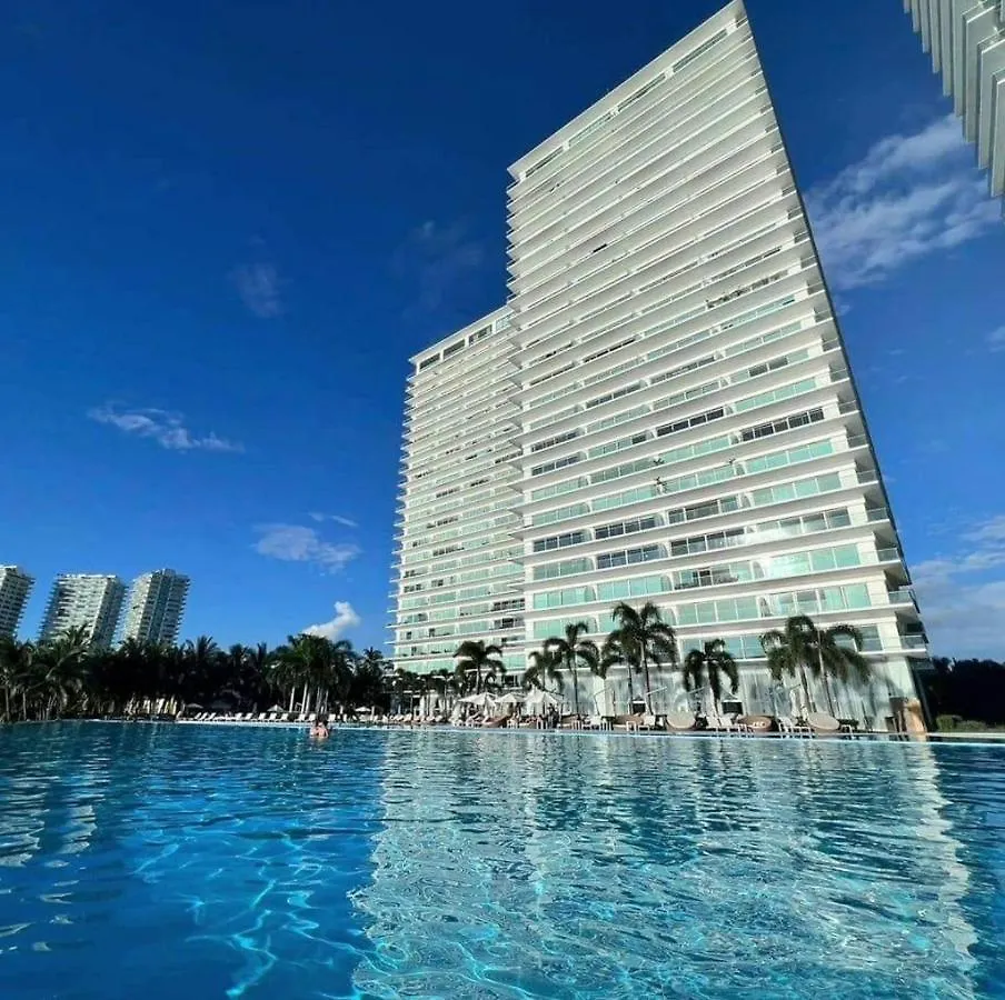 Peninsula Condominiums, Hotel Zone, Pv 푸에르토 발라타